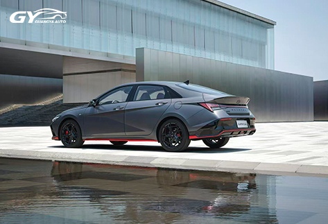 Hyundai-Elantra14