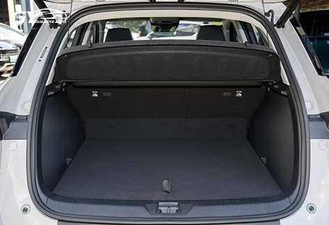2026-BYD-Sea-Lion-05-DM-i-Ultra-Low-Fuel-Consumption-PHEV-SUV-for-Global-Export09